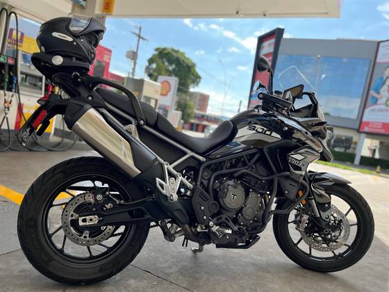 TRIUMPH TIGER 900 GT 